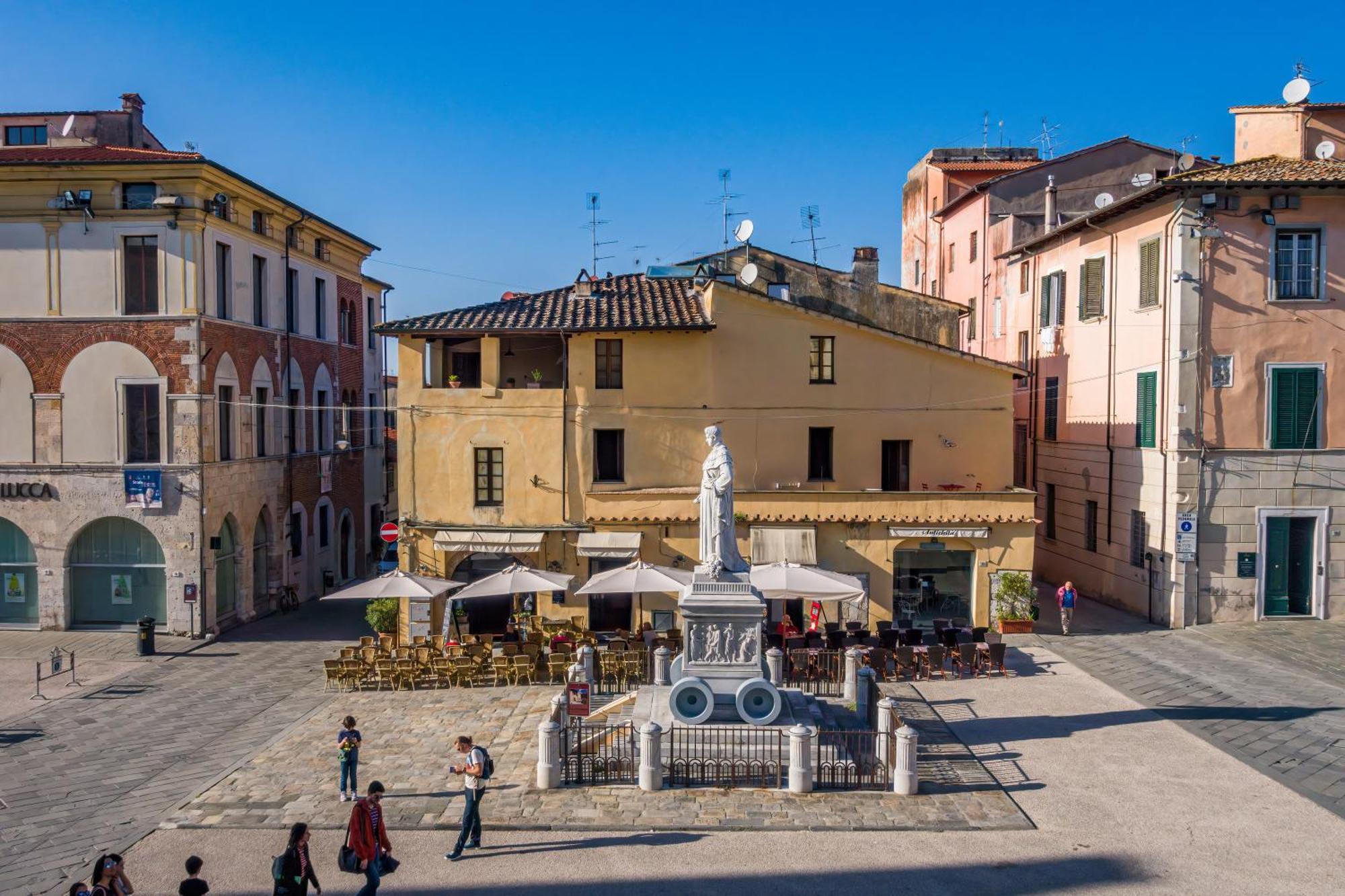 Casa Maddalena Al Mare 600M From Sea - Happy Rentals Marina di Pietrasanta Exterior photo